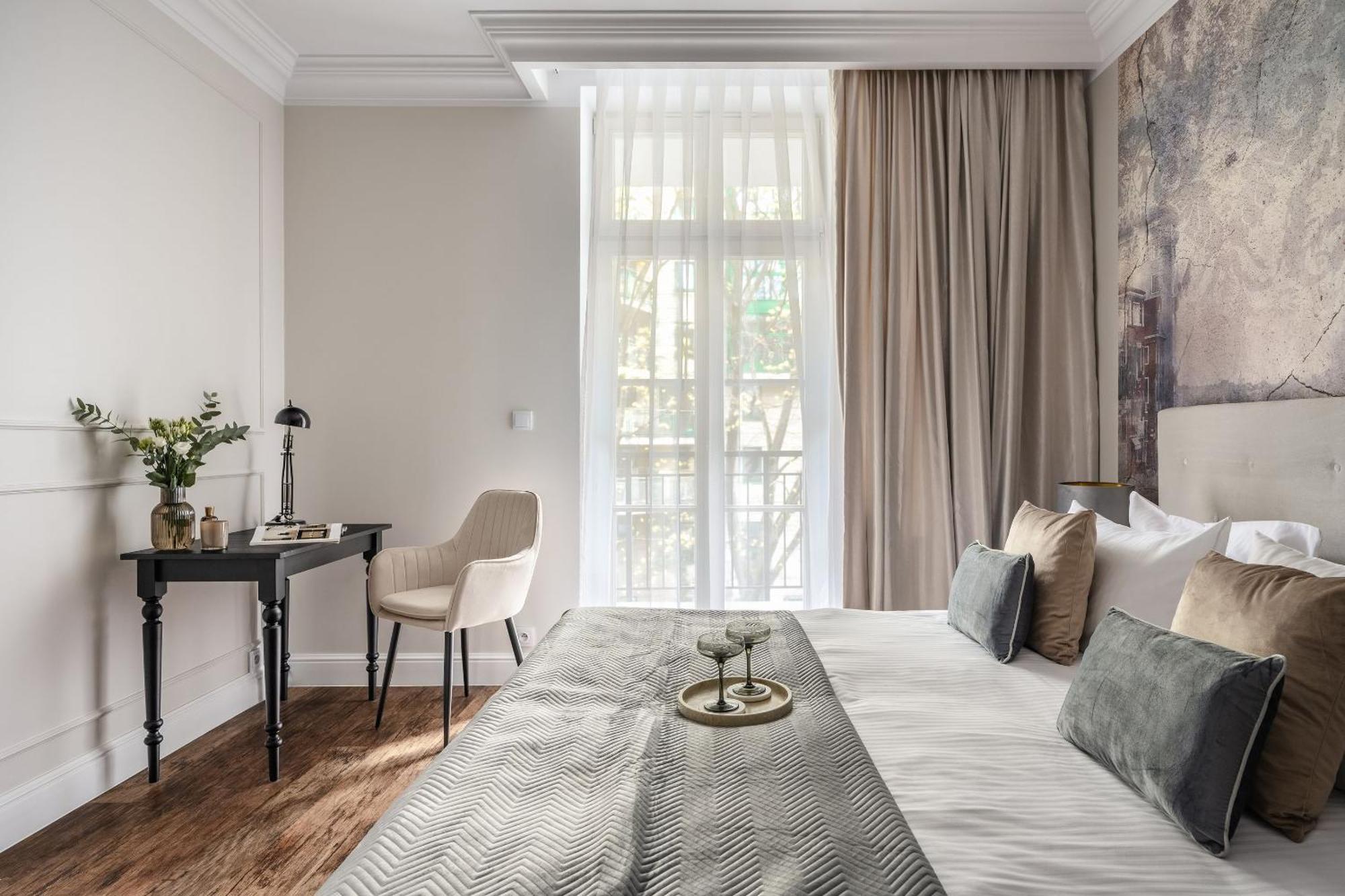 Aparthotel District17 - Loftaffair Collection Krakau Exterior foto